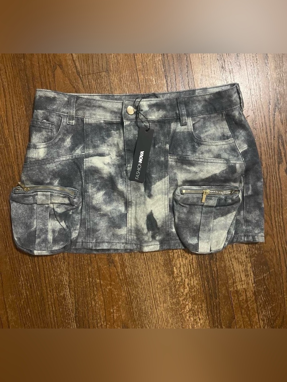 Fashion Nova Gray Black Tie-Dye Cargo Mini Skort